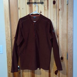 Eddie Bauer crewneck